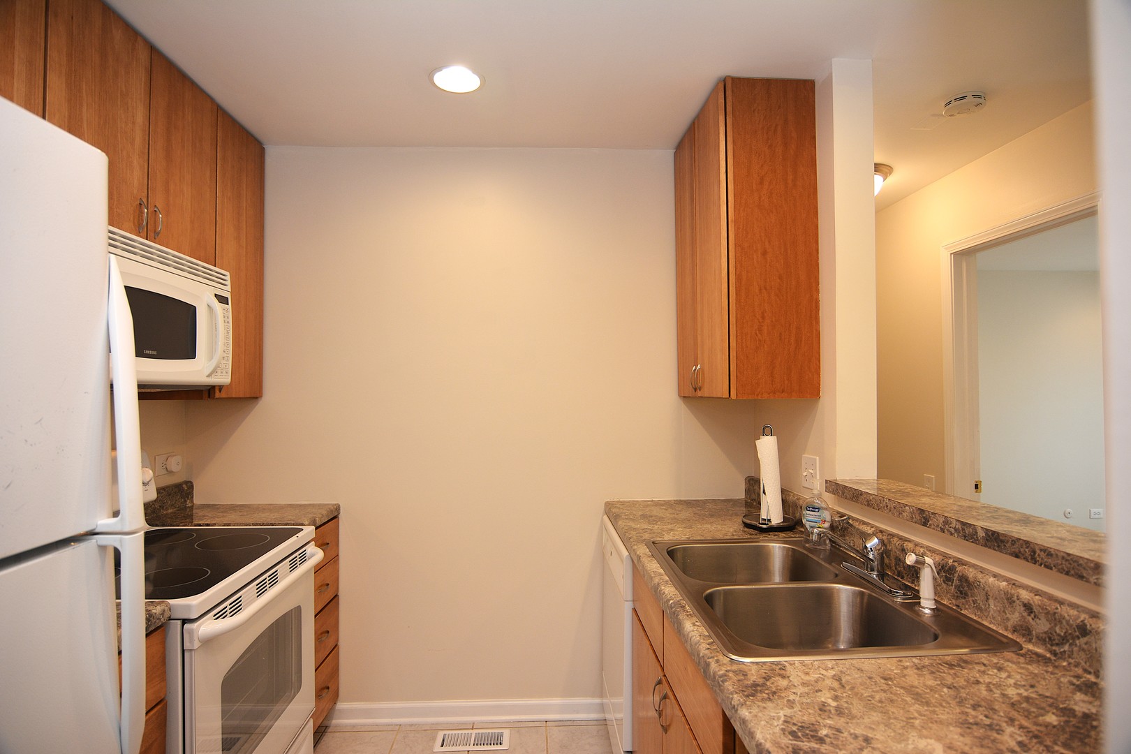 802 E Hillside Avenue Property Photo 13