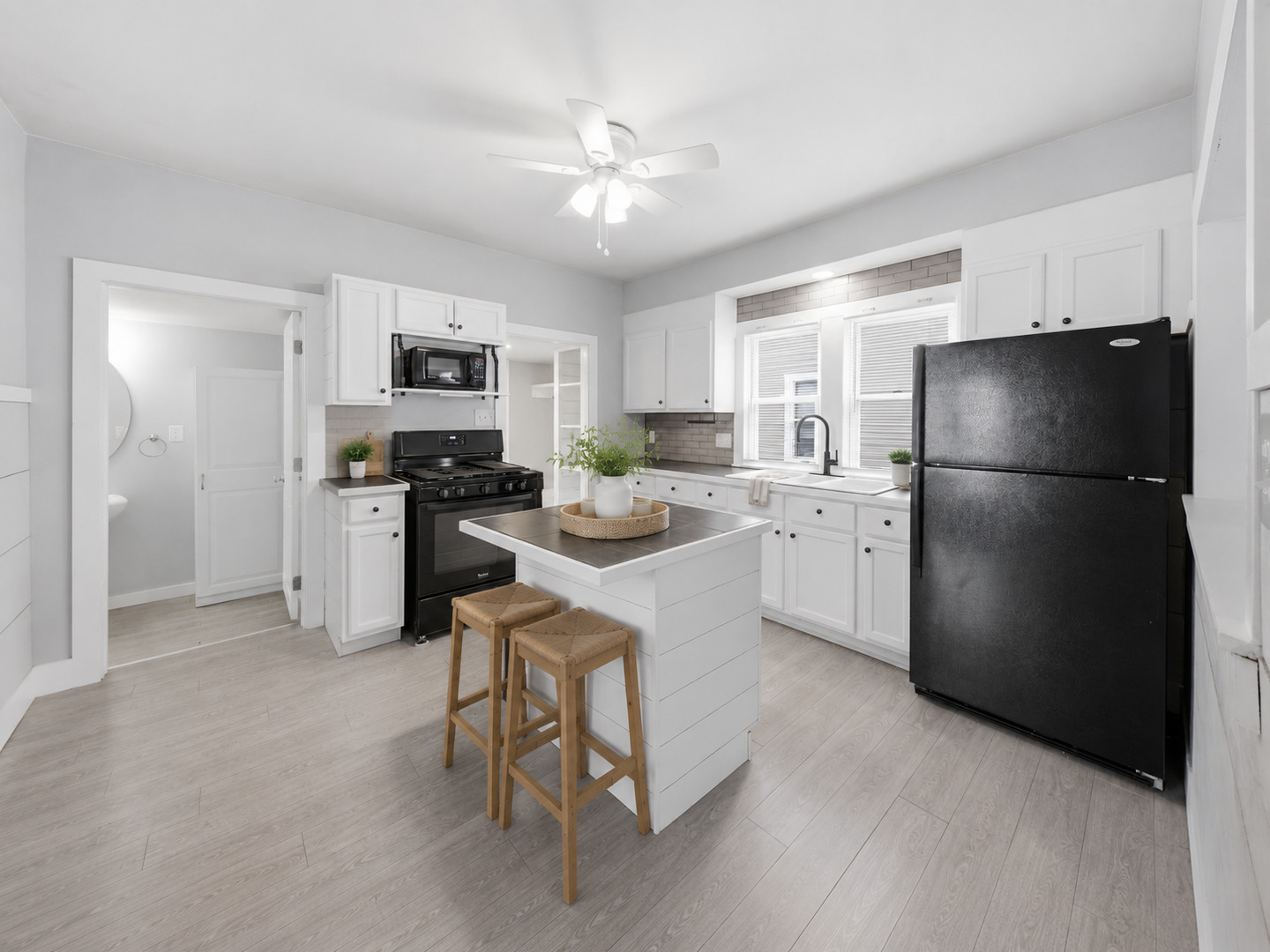 422 S 10th Street Property Photo 8