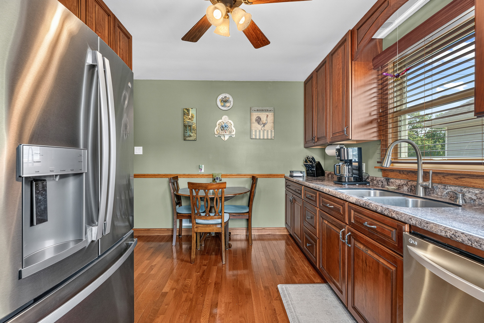 611 Table Street Property Photo 5