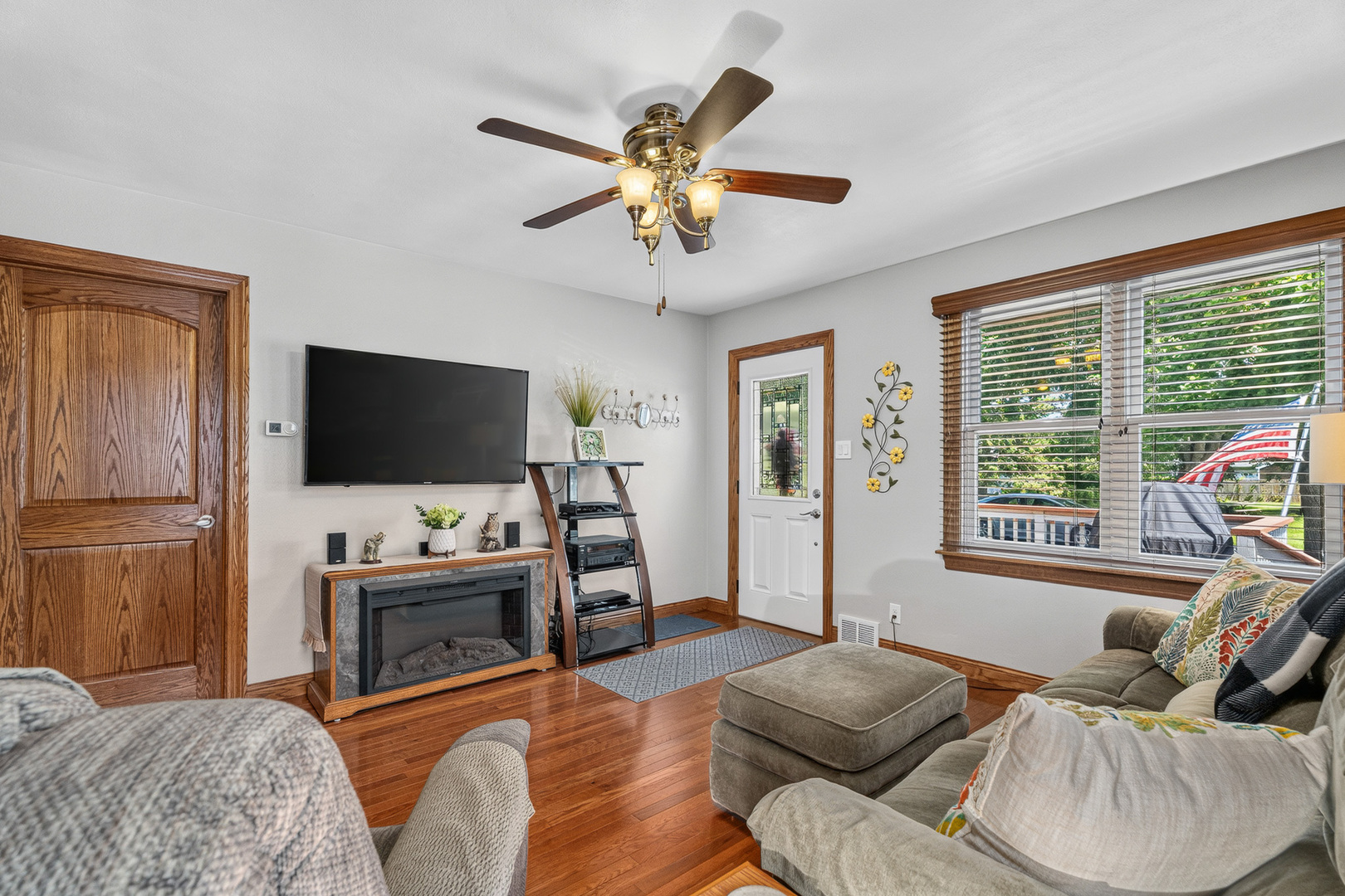 611 Table Street Property Photo 9