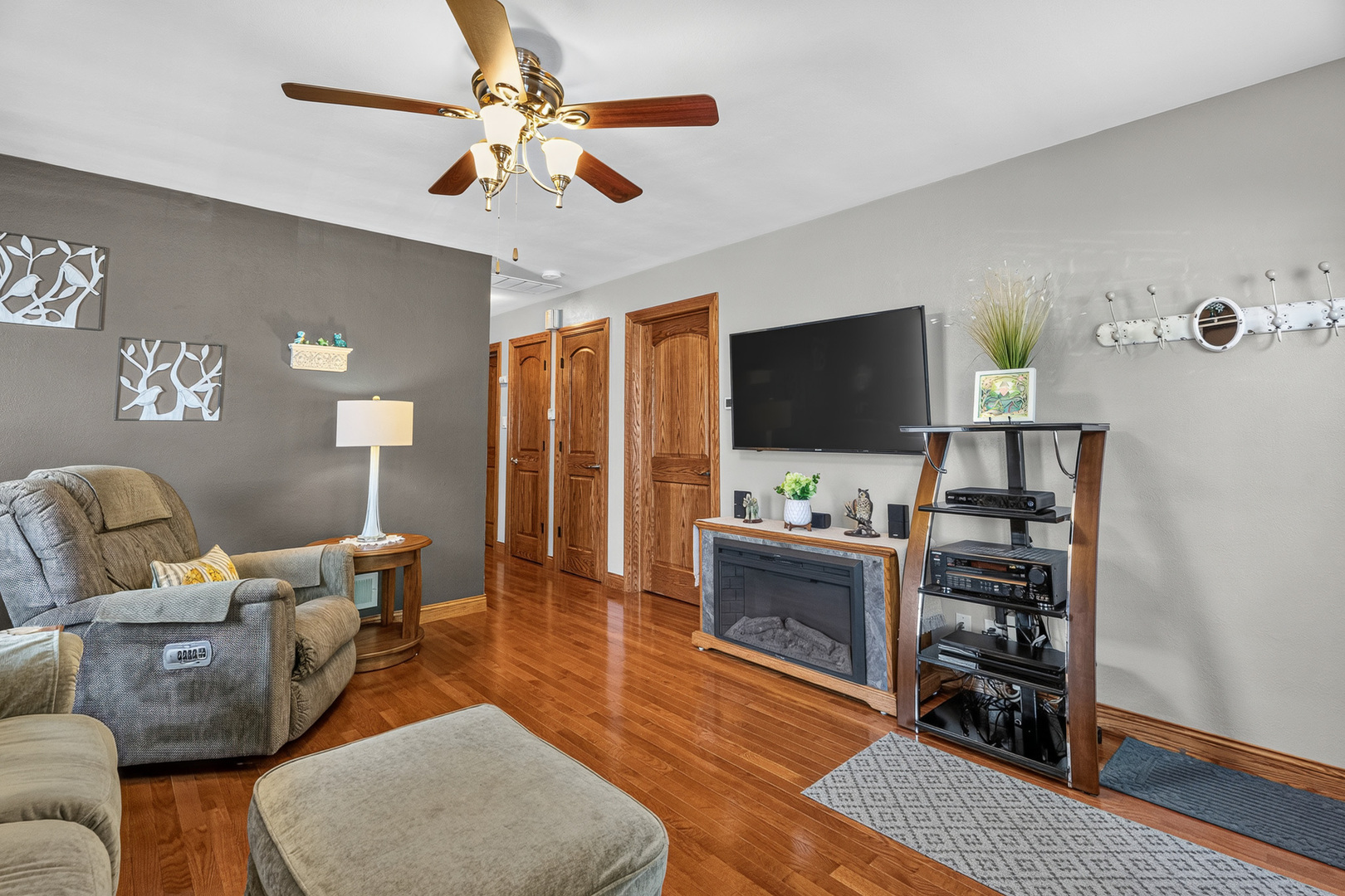 611 Table Street Property Photo 11