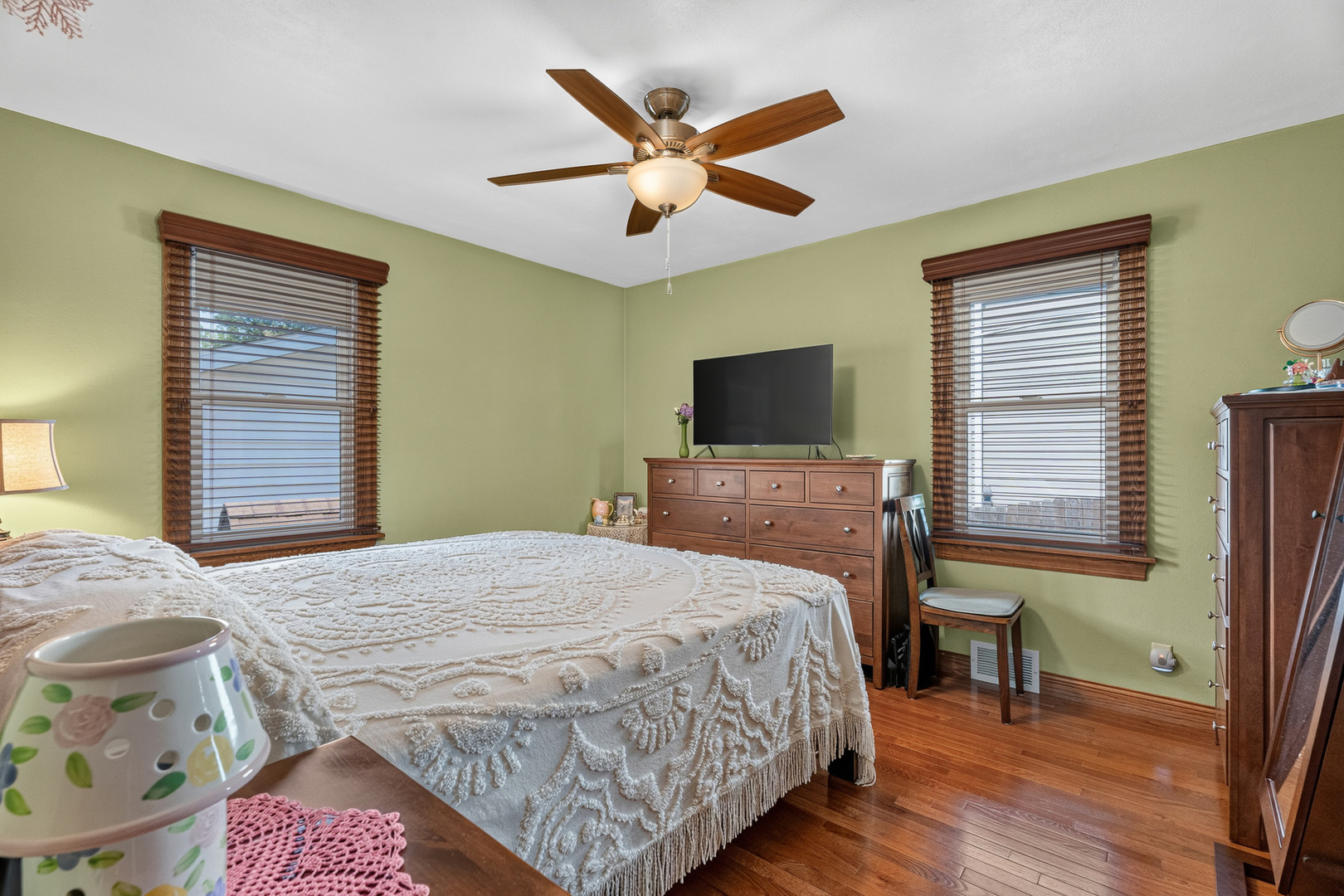 611 Table Street Property Photo 12