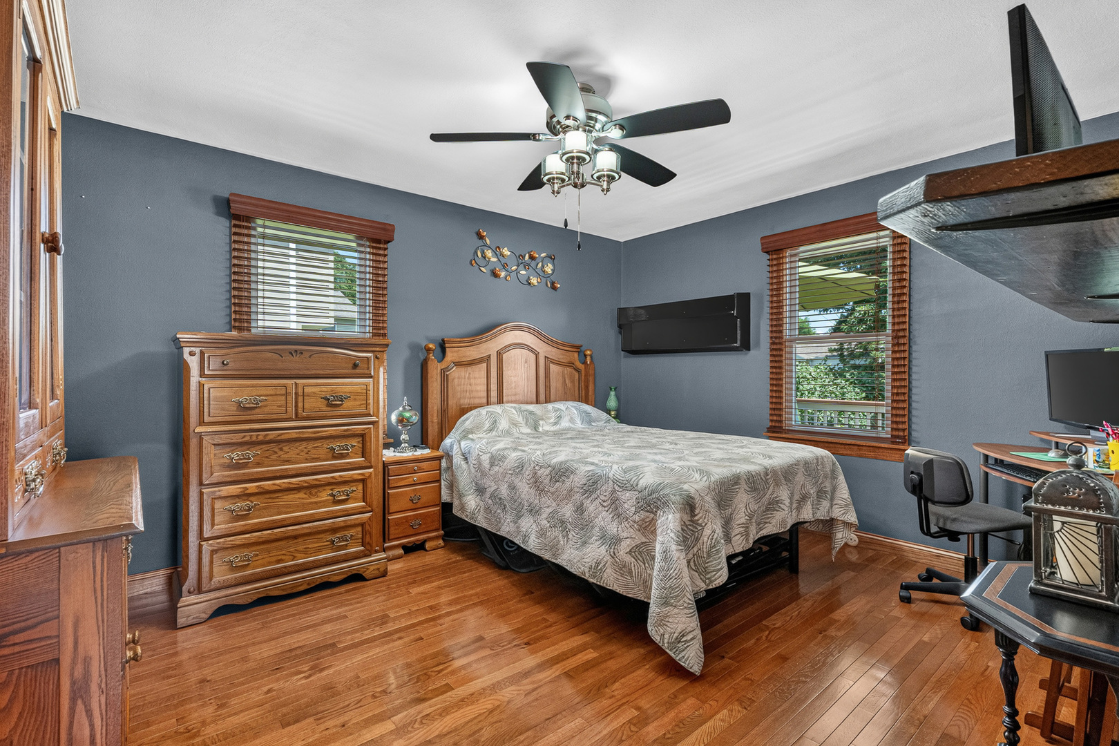 611 Table Street Property Photo 15