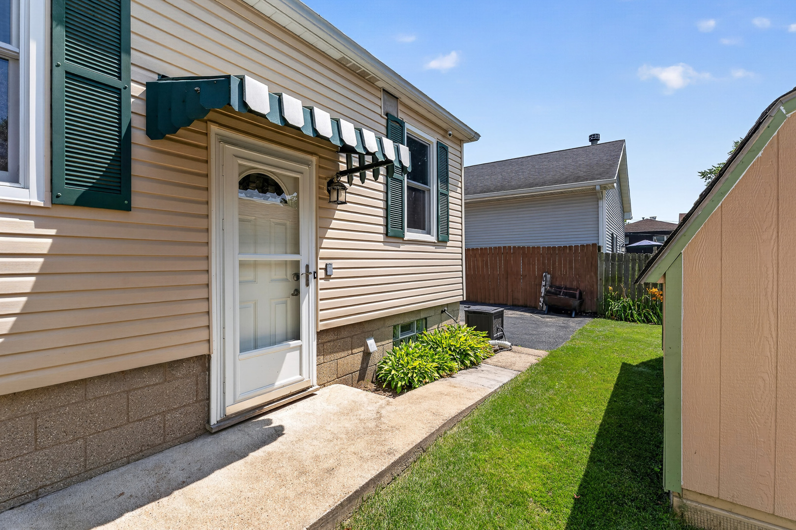 611 Table Street Property Photo 34