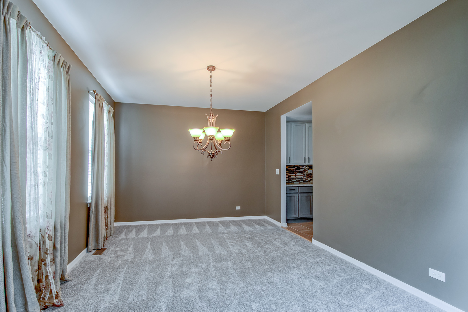 14001 Meadow Lane Property Photo 12