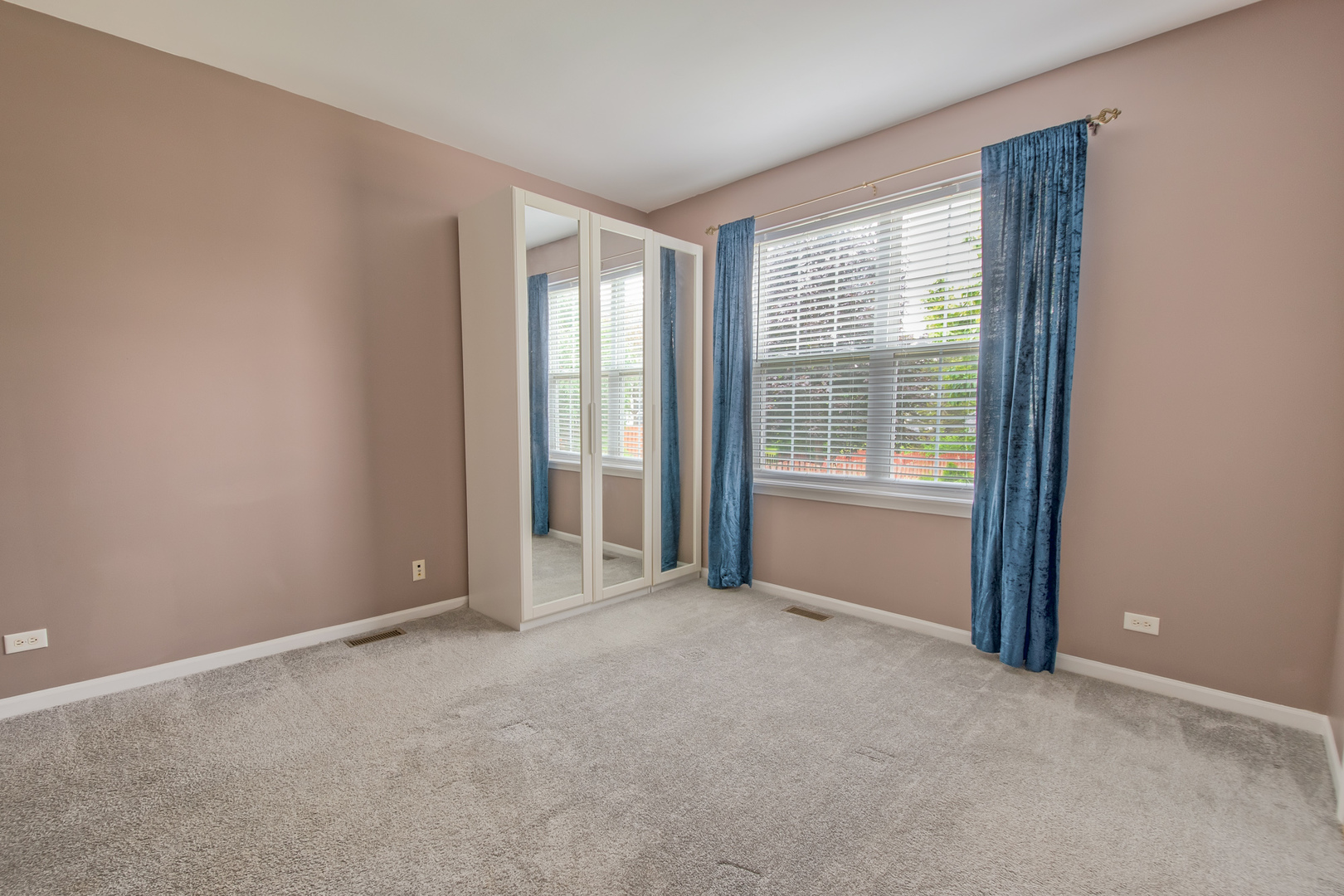 14001 Meadow Lane Property Photo 14