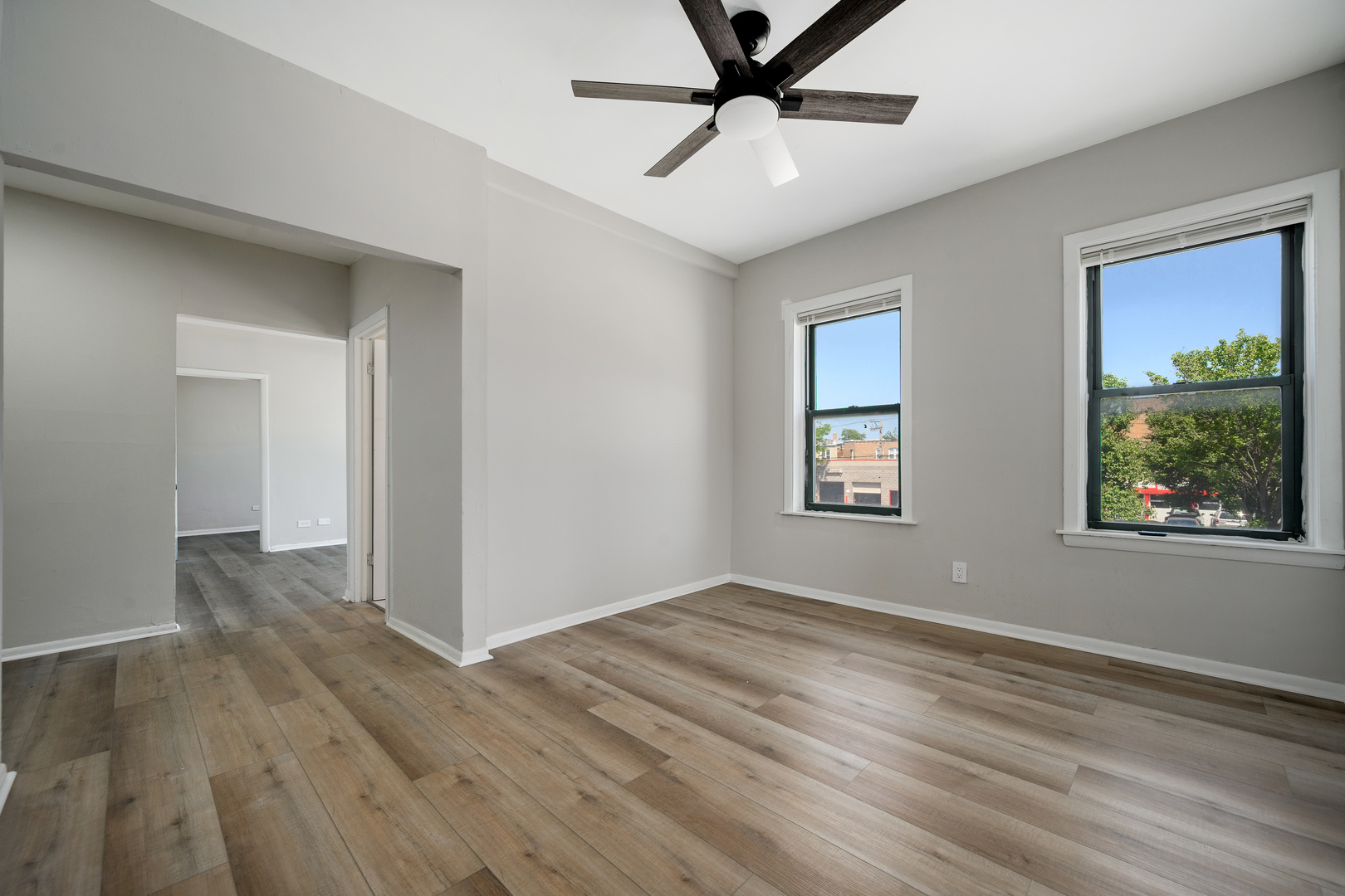 1206 W 83rd Street 203 Property Photo 19