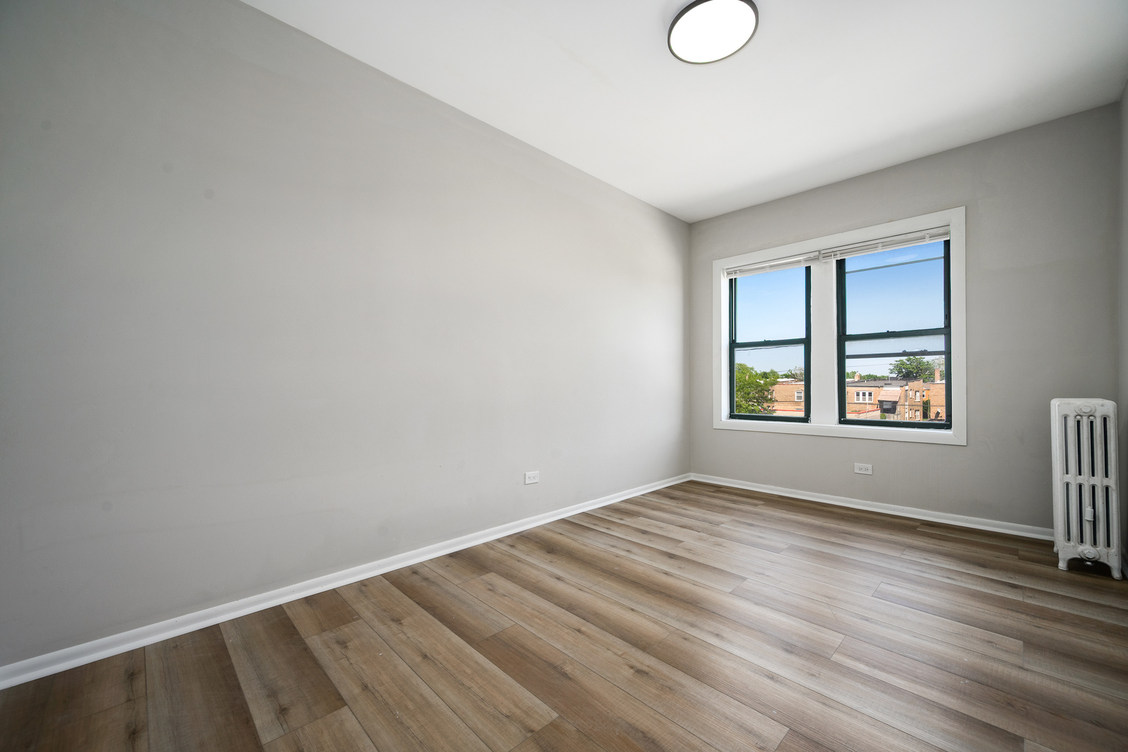 1206 W 83rd Street 203 Property Photo 33