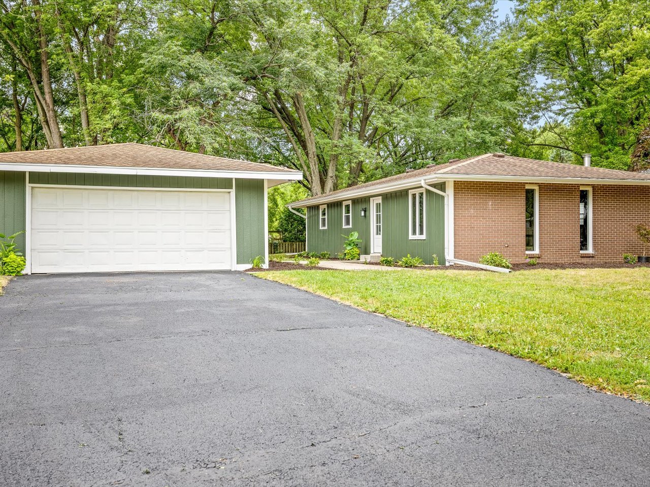 4659 Brougham Drive Property Photo 1