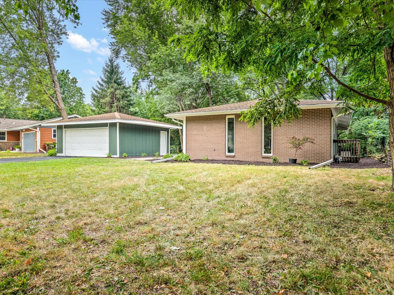 4659 Brougham Drive Property Photo 4