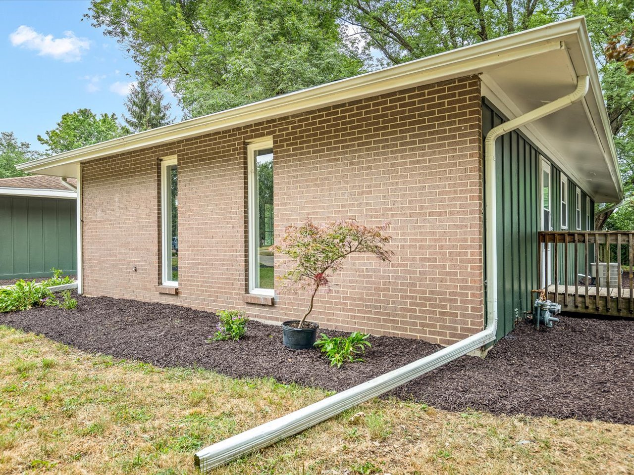4659 Brougham Drive Property Photo 5