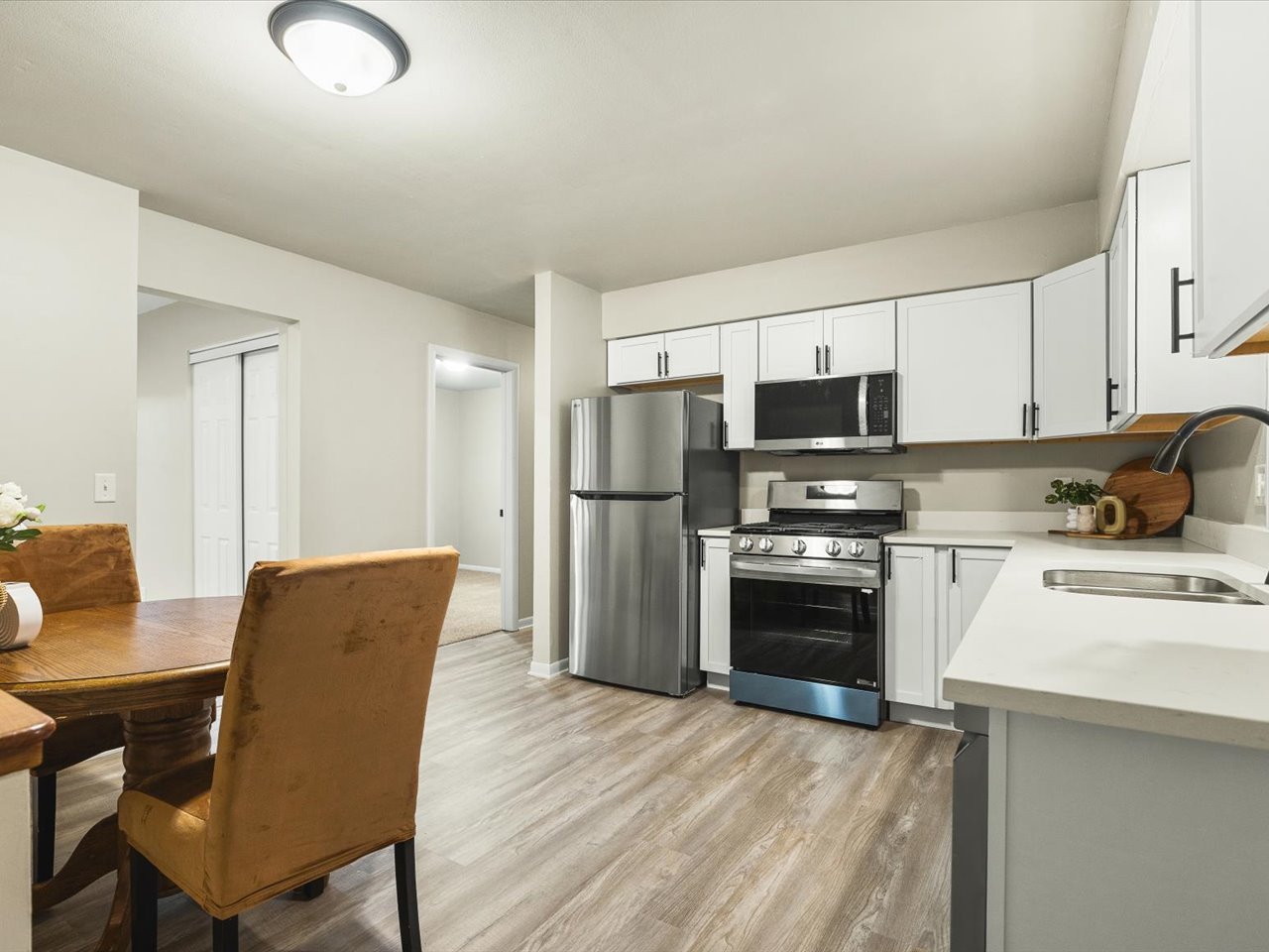4659 Brougham Drive Property Photo 14