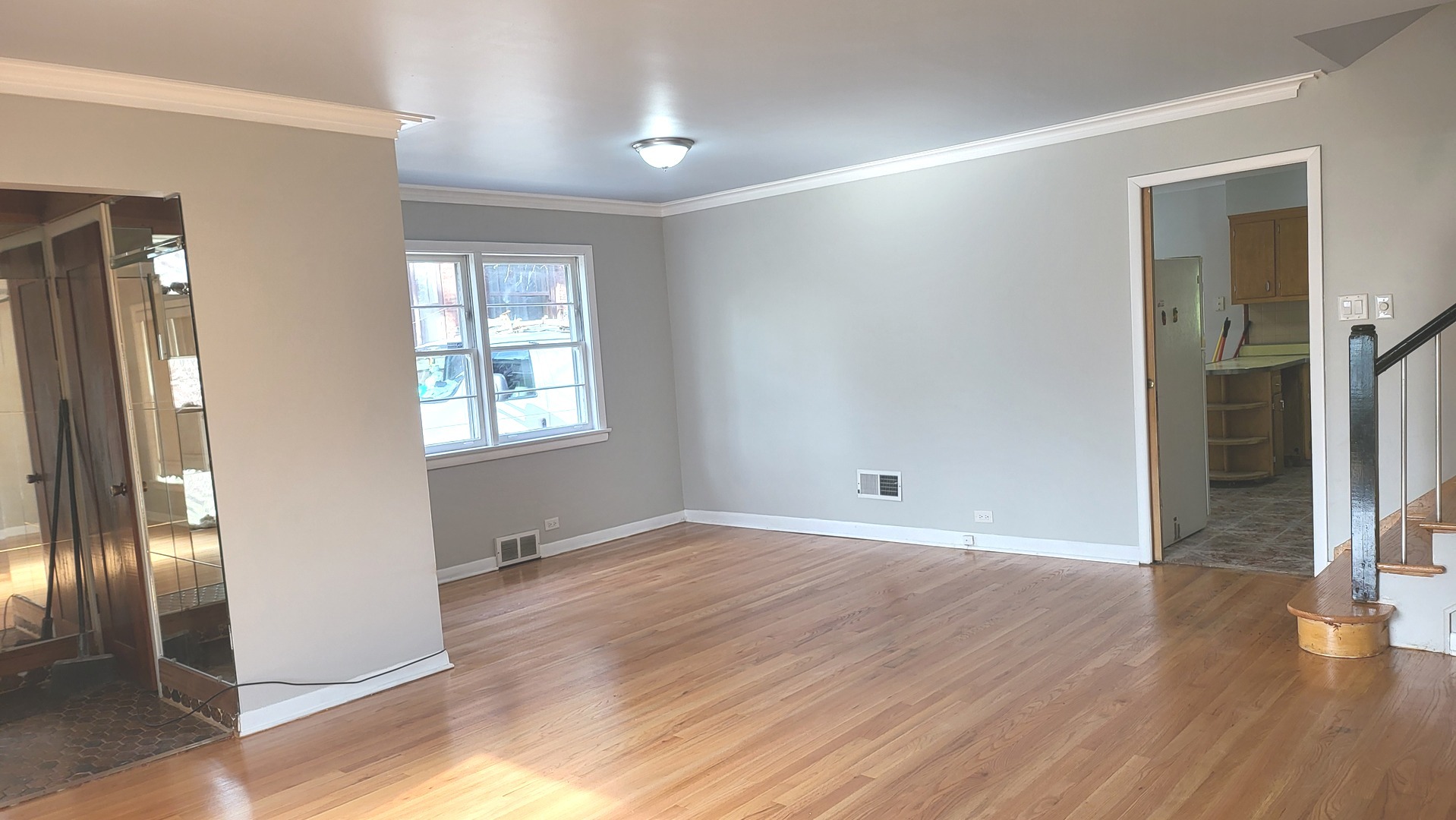 7023 S Bennett Avenue Property Photo 4
