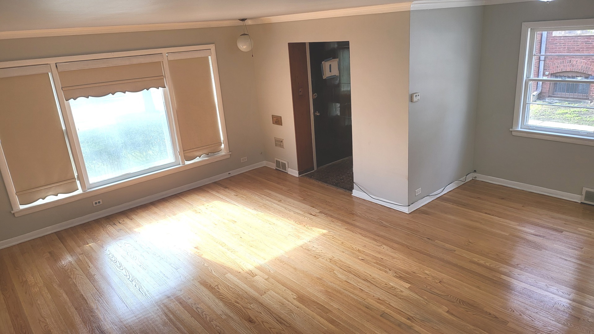 7023 S Bennett Avenue Property Photo 5