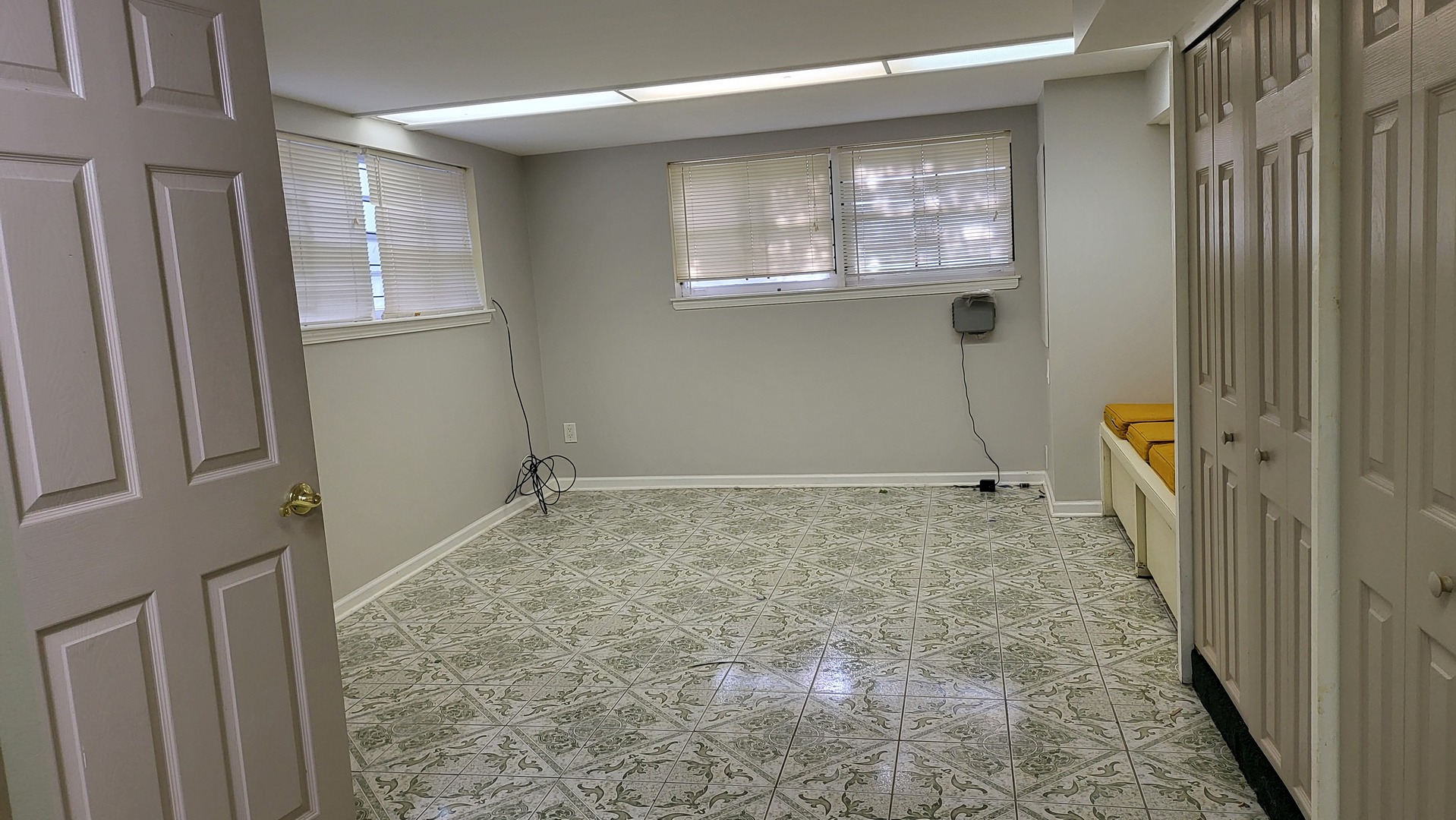 7023 S Bennett Avenue Property Photo 24
