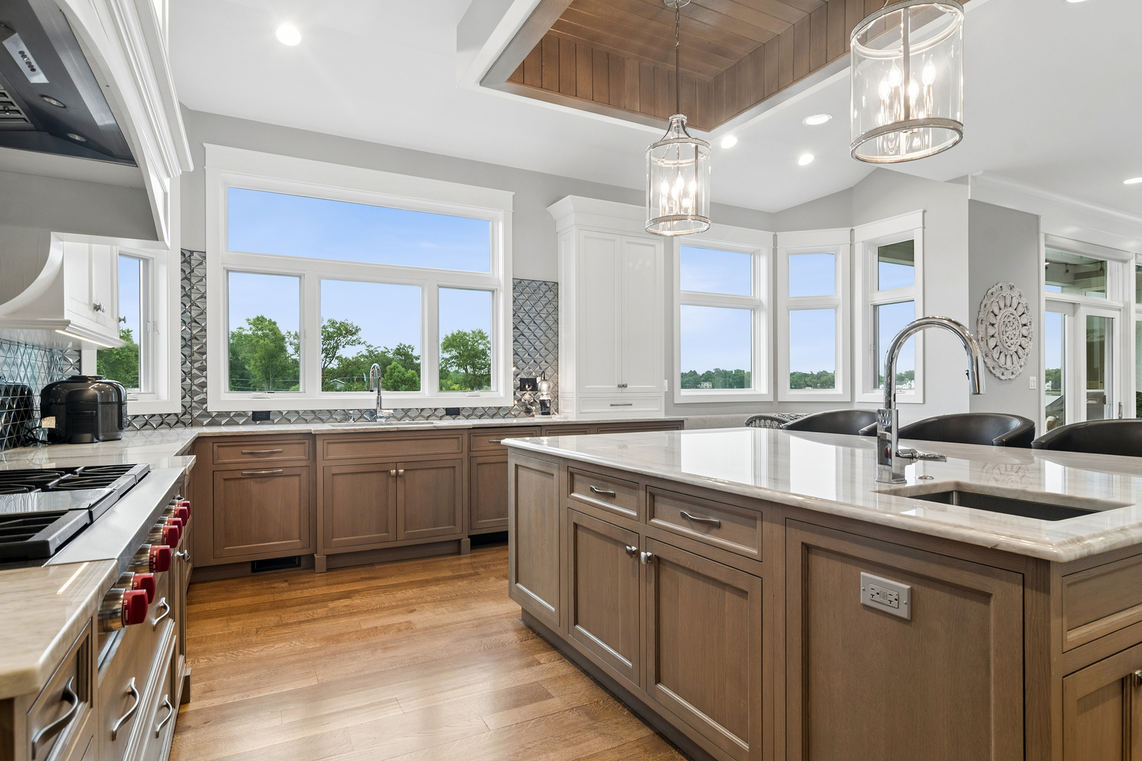 12723010 Property Photo 14