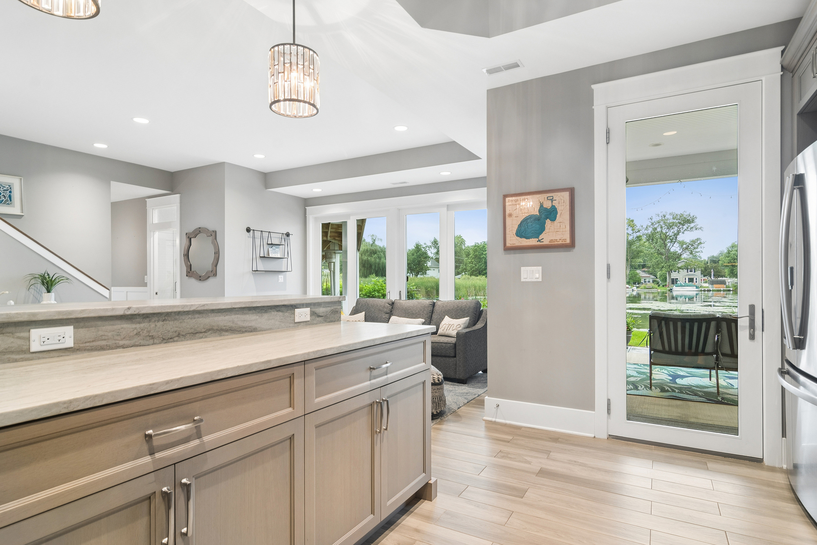 12723010 Property Photo 38