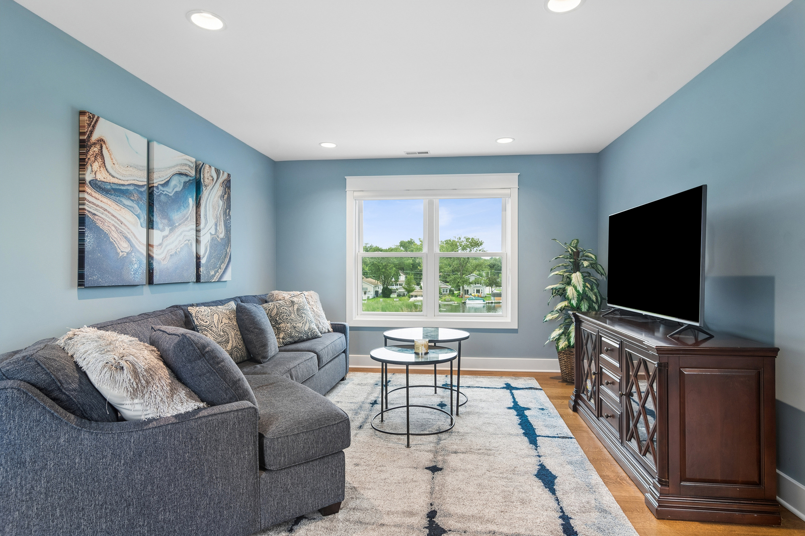 12723010 Property Photo 45