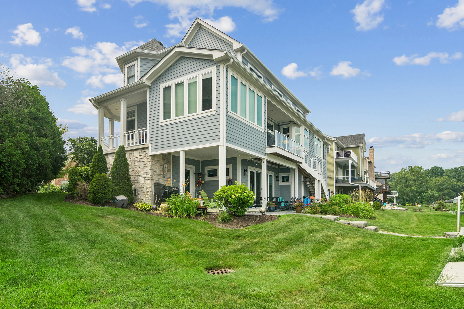 12723010 Property Photo 48
