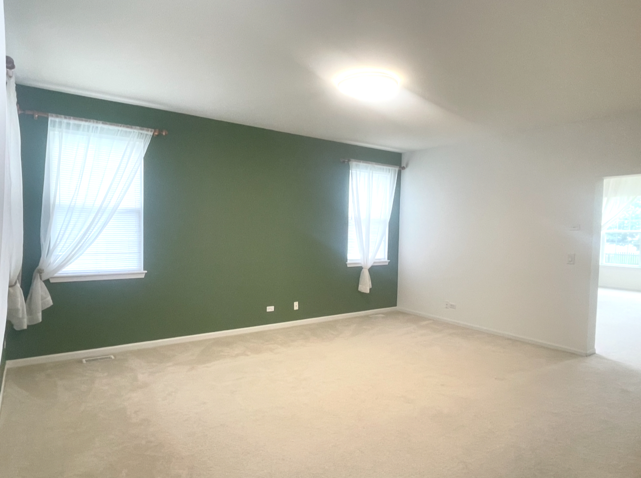 1884 Fescue Drive Property Photo 10