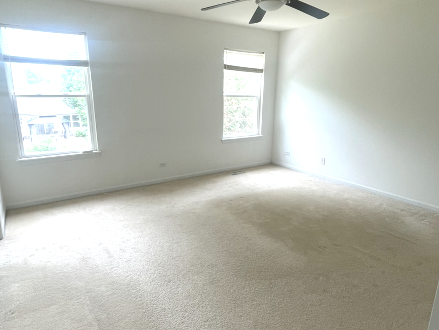 1884 Fescue Drive Property Photo 11