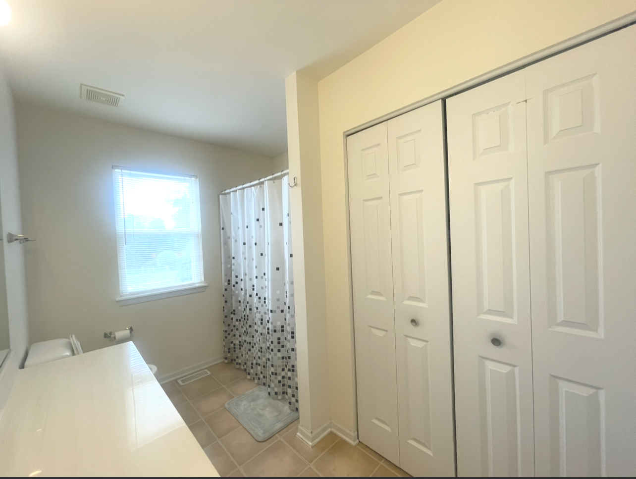 1884 Fescue Drive Property Photo 14