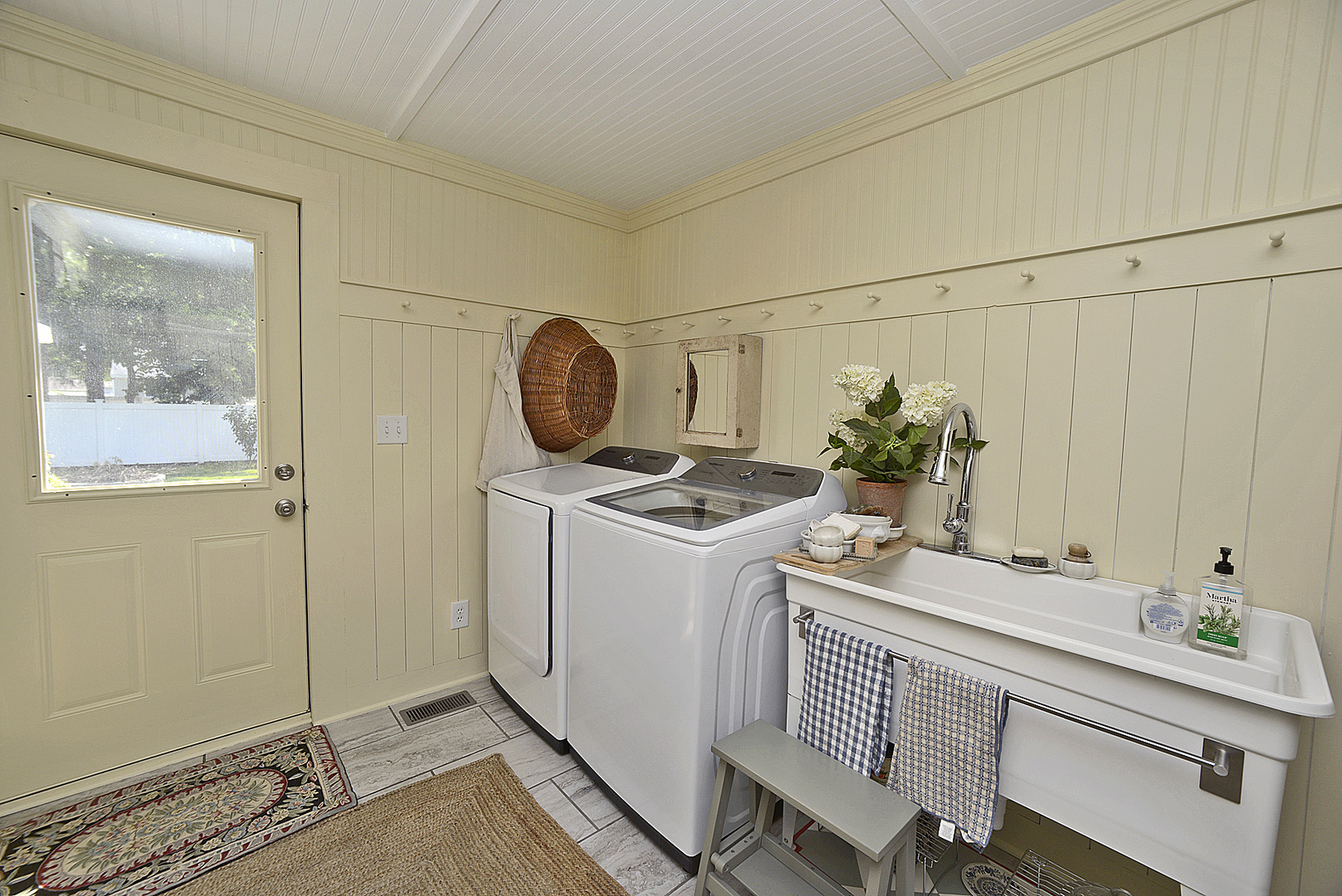 534 2nd Avenue Property Photo 12