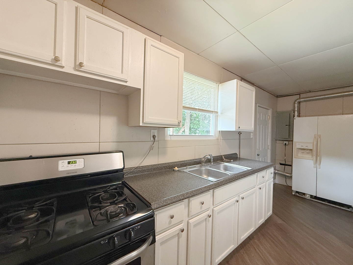 2113 22 1/2 Avenue Property Photo 10