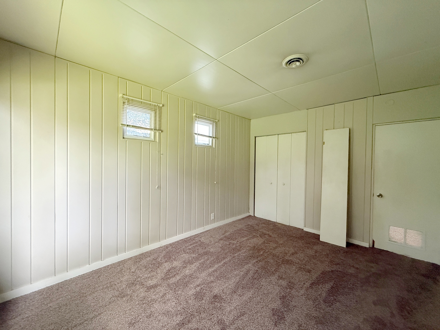 2113 22 1/2 Avenue Property Photo 17
