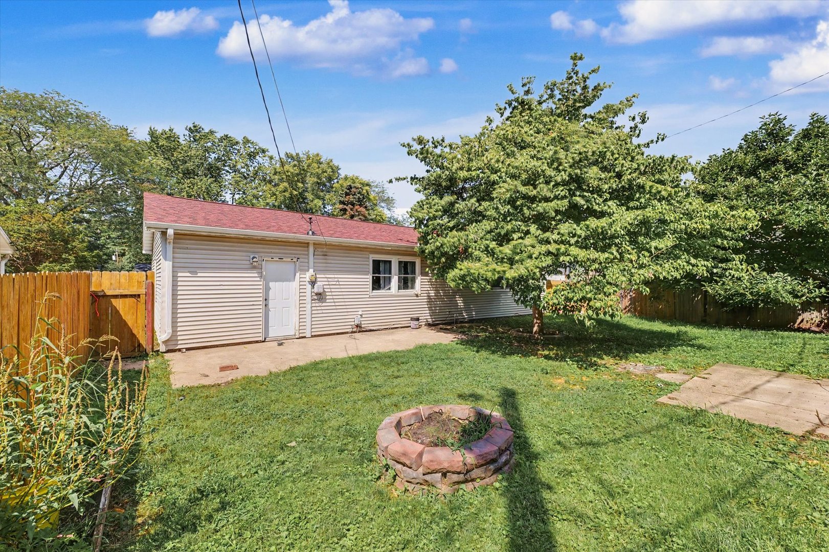 1004 Frank Drive Property Photo 27