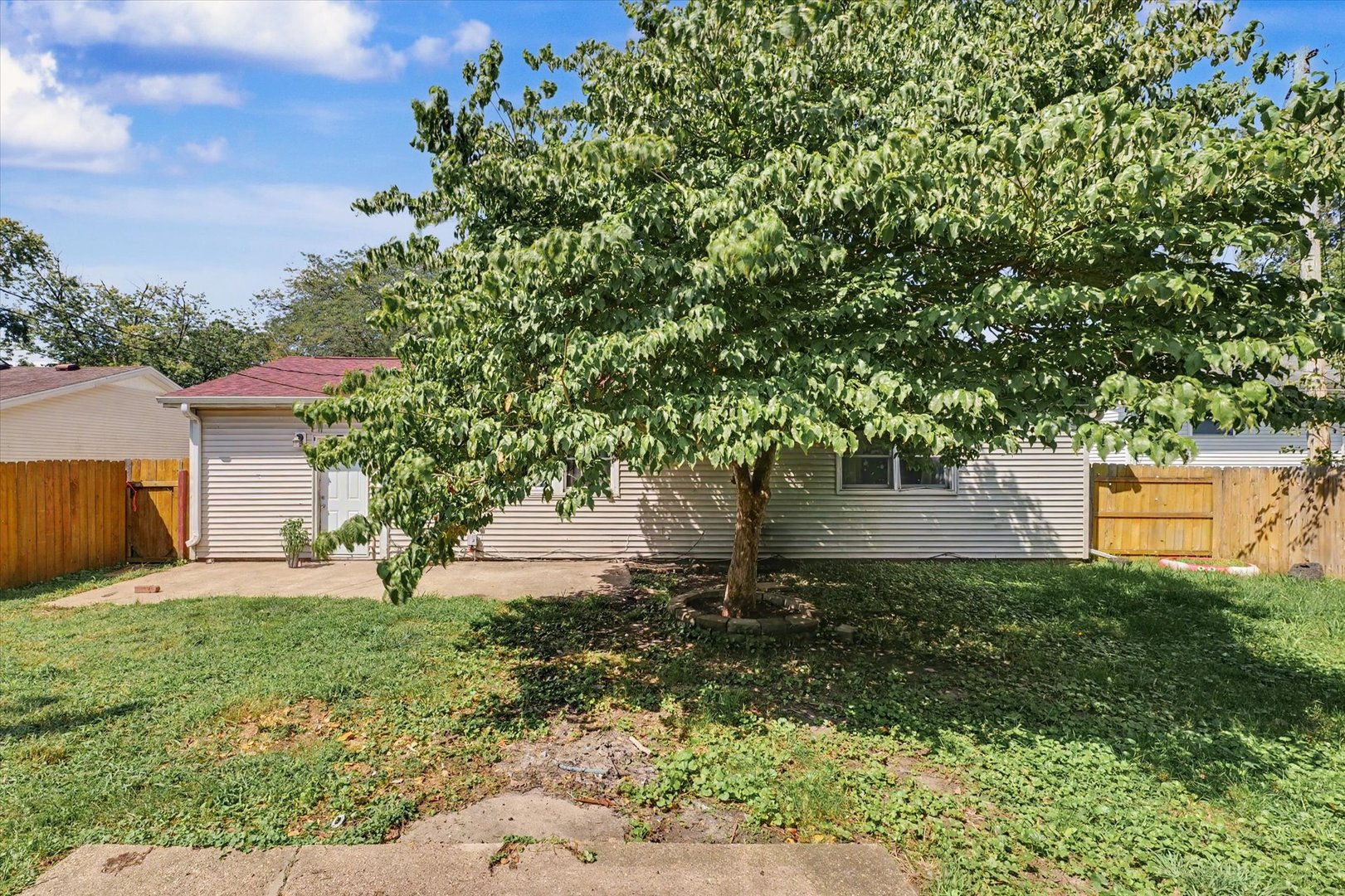 1004 Frank Drive Property Photo 28