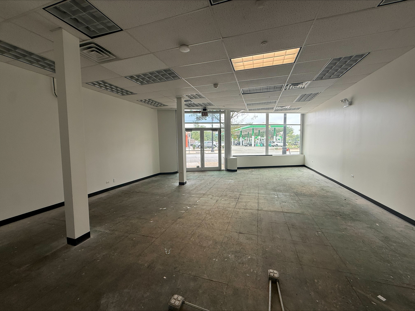 3951 N Broadway Property Photo 3