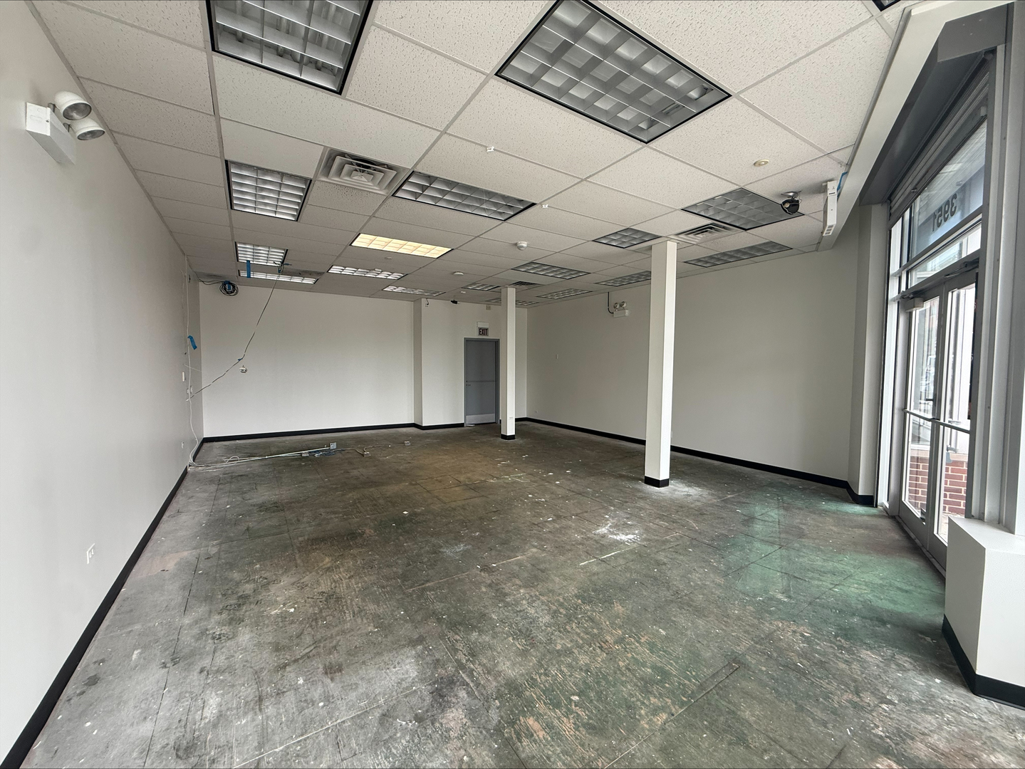 3951 N Broadway Property Photo 4