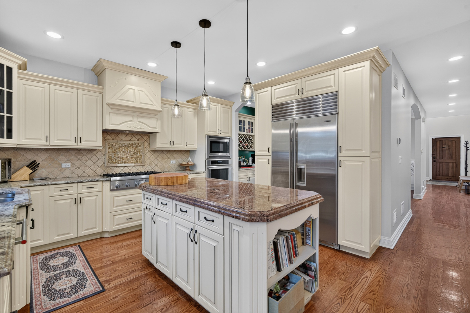 450 N Elm Avenue Property Photo 12