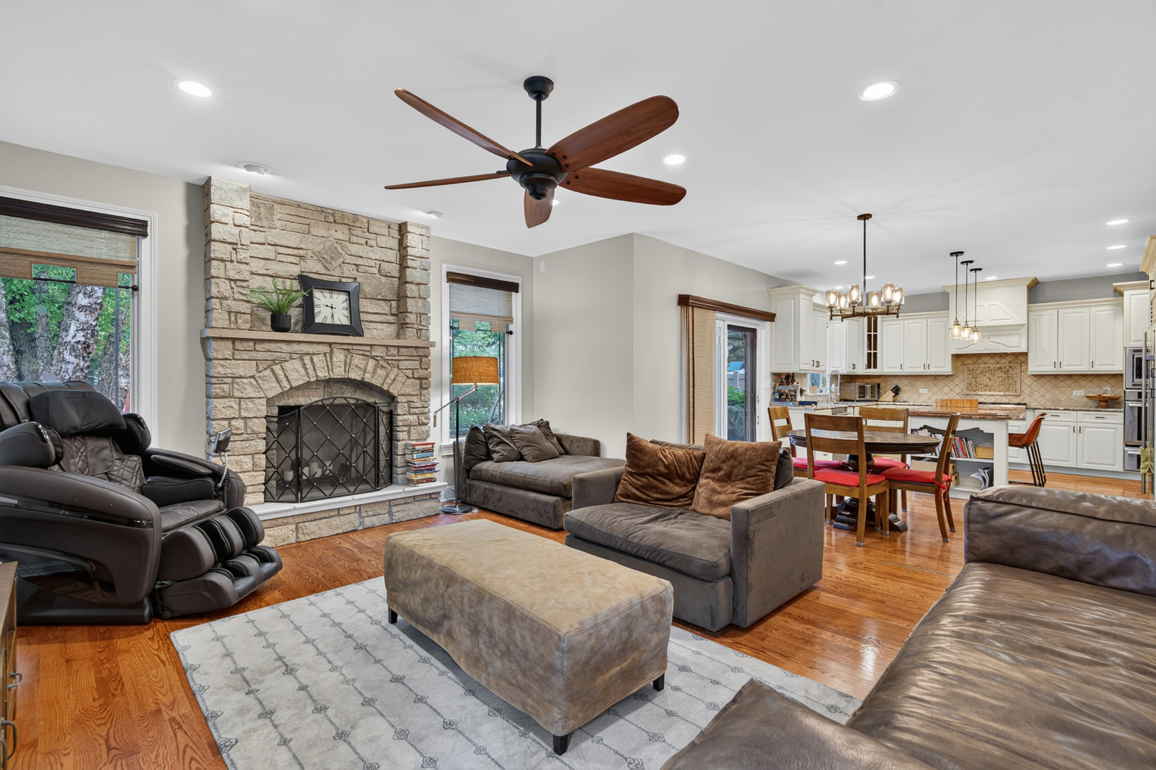 450 N Elm Avenue Property Photo 17