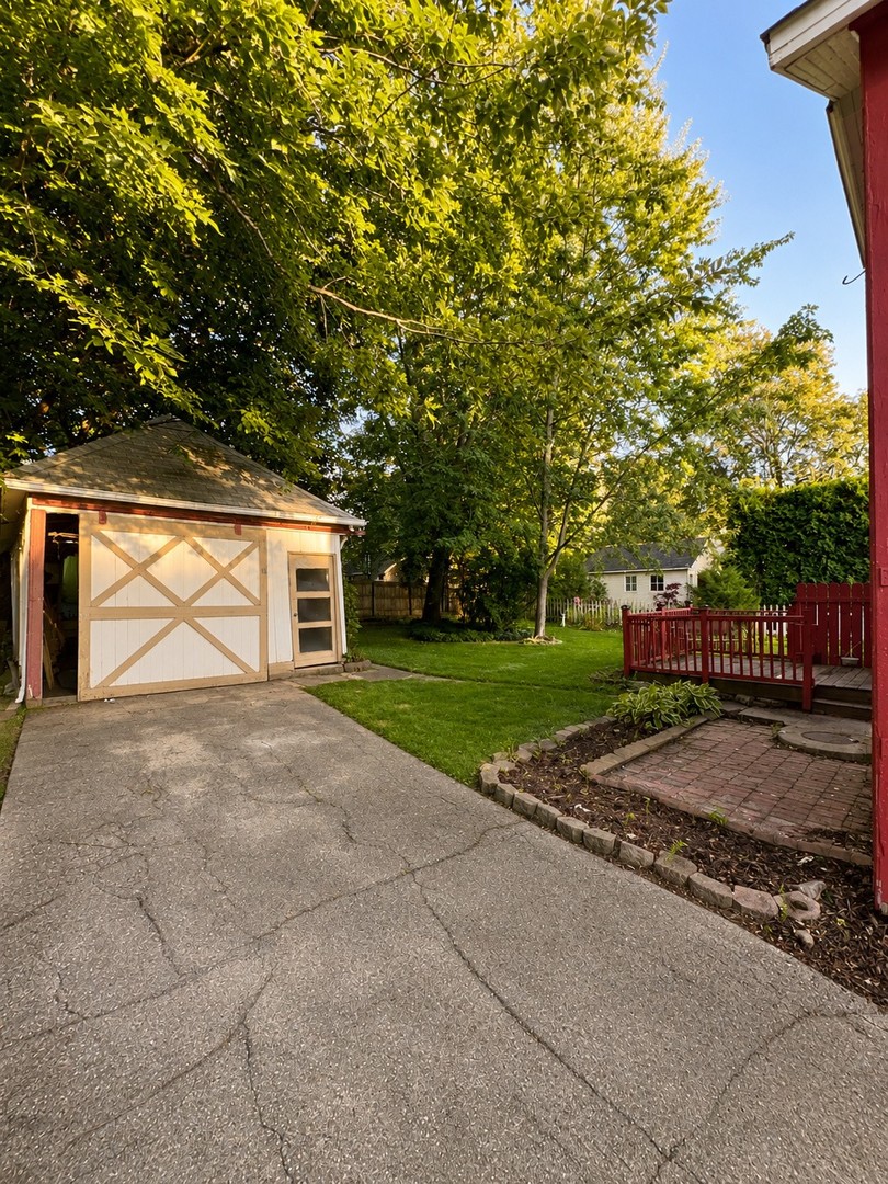 269 N Benton Street Property Photo 4
