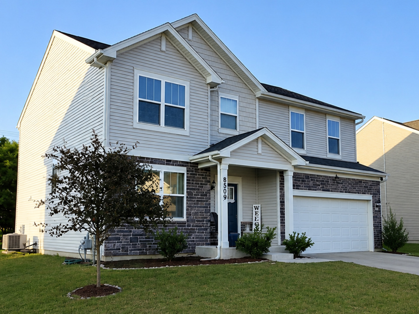 8509 Rosehall Drive Property Photo 2