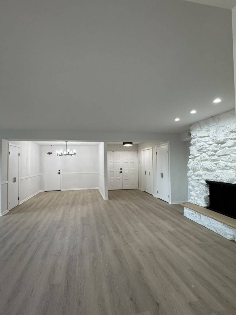 120 S Spruce Avenue 407 Property Photo 7