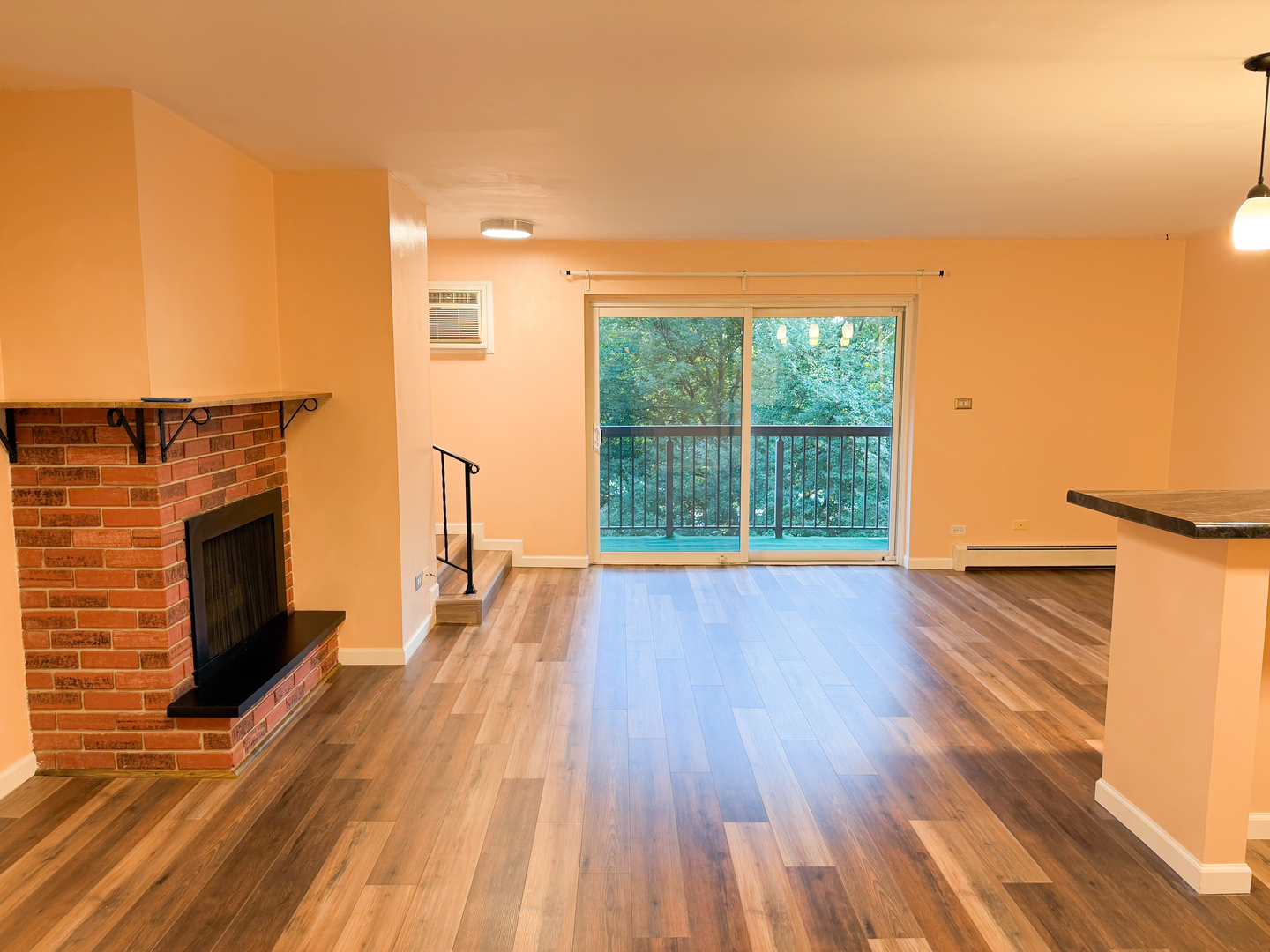 753 S Dwyer Avenue E Property Photo 2