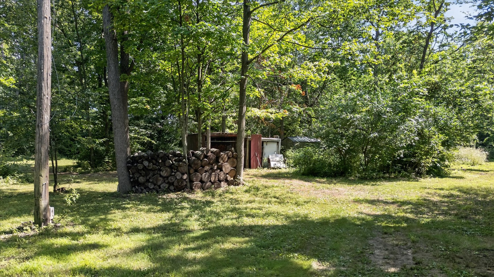 4454 Kilburn Avenue Property Photo 6