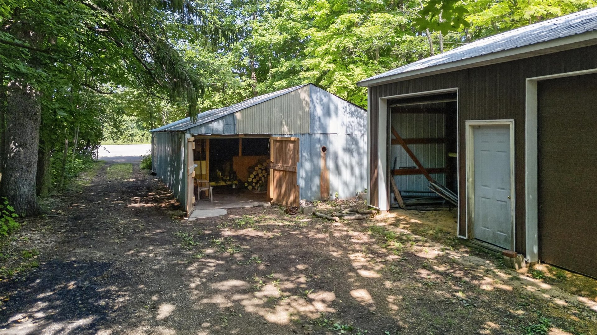 4454 Kilburn Avenue Property Photo 9