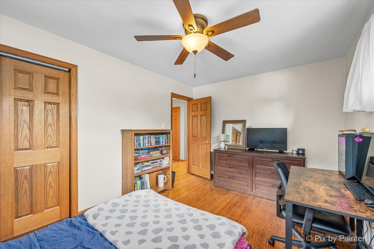 120 S Prairie Avenue Property Photo 12