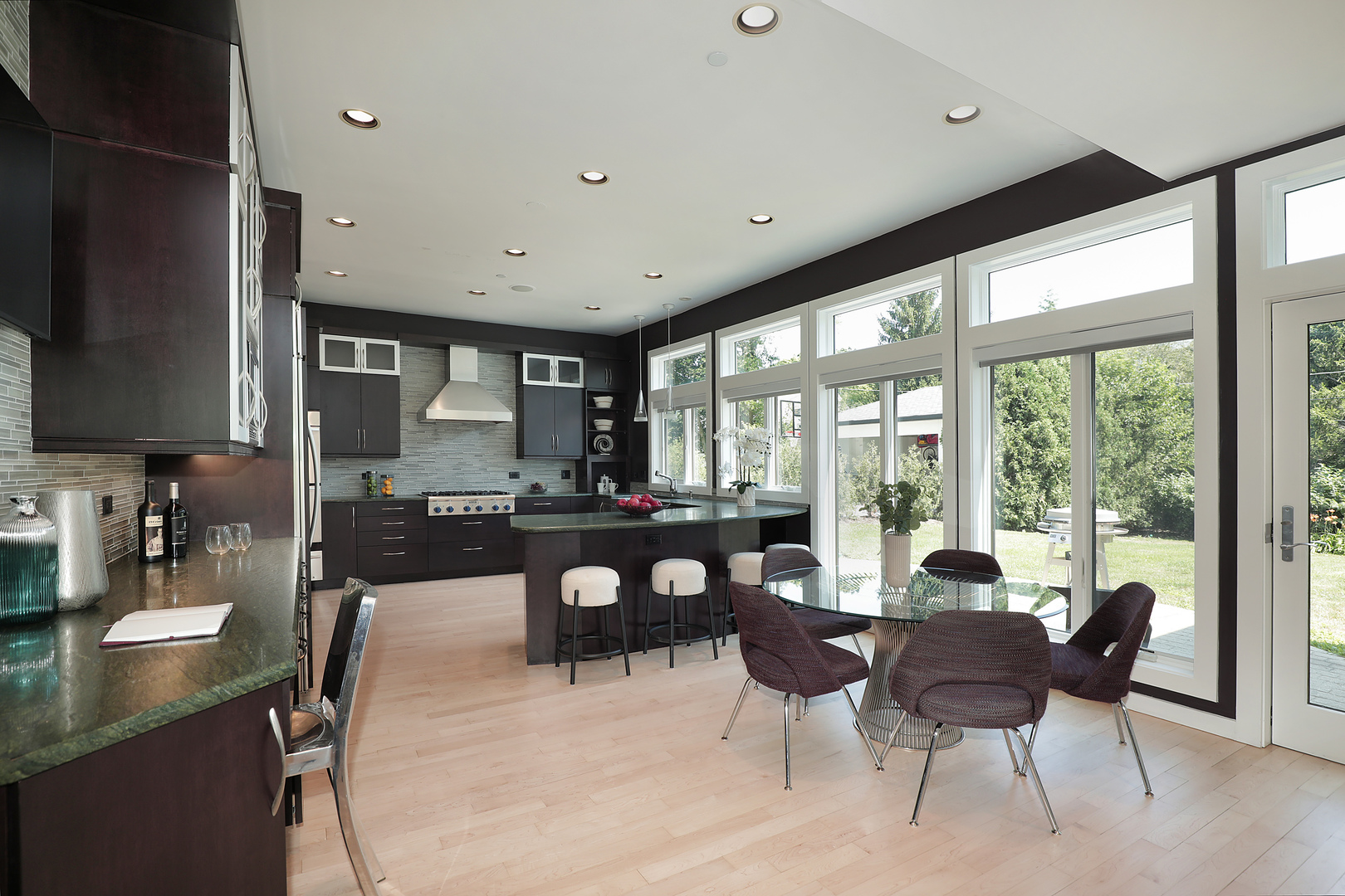 246 Beach Road Property Photo 9