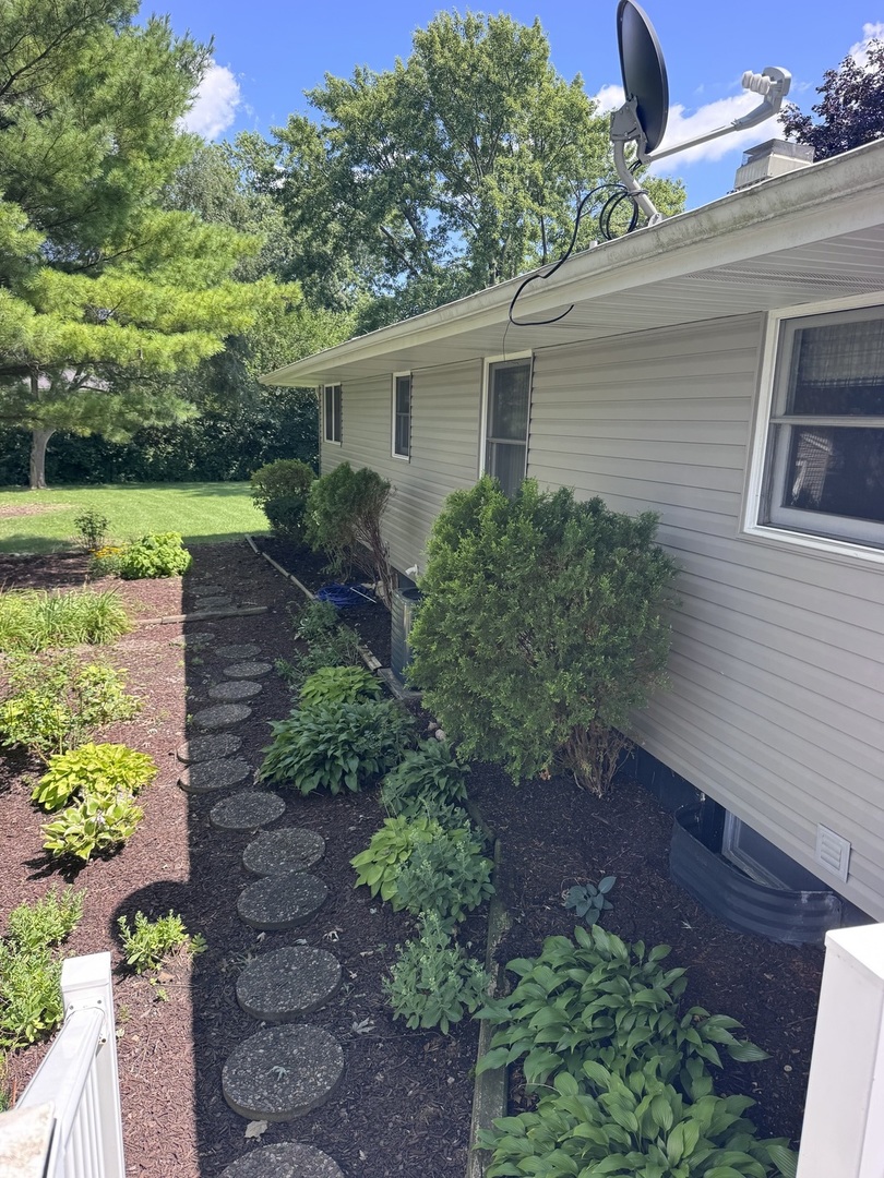 805 Chelsea Street Property Photo 5