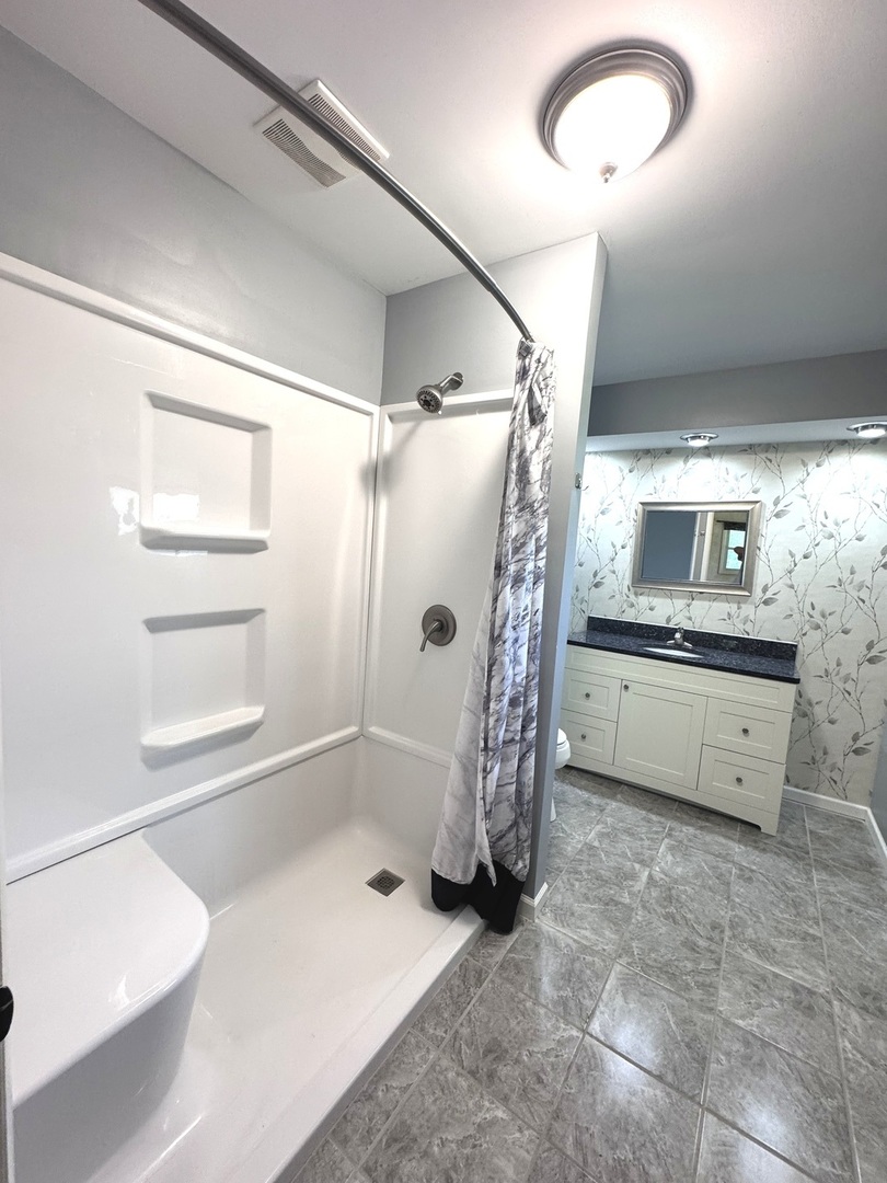 805 Chelsea Street Property Photo 24