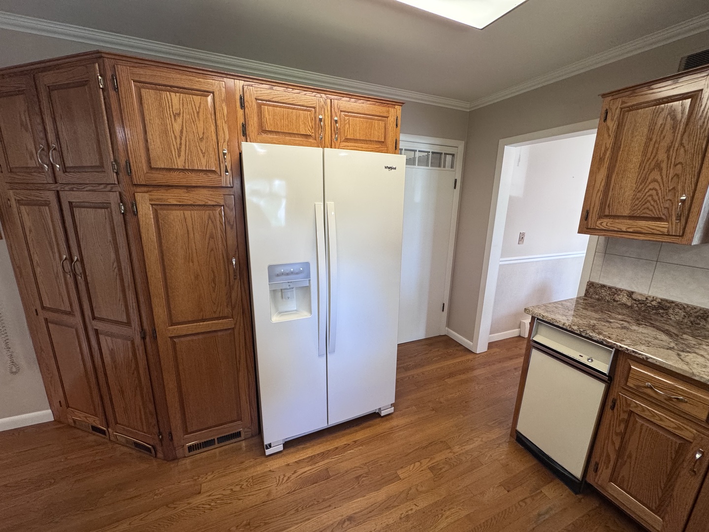 805 Chelsea Street Property Photo 30