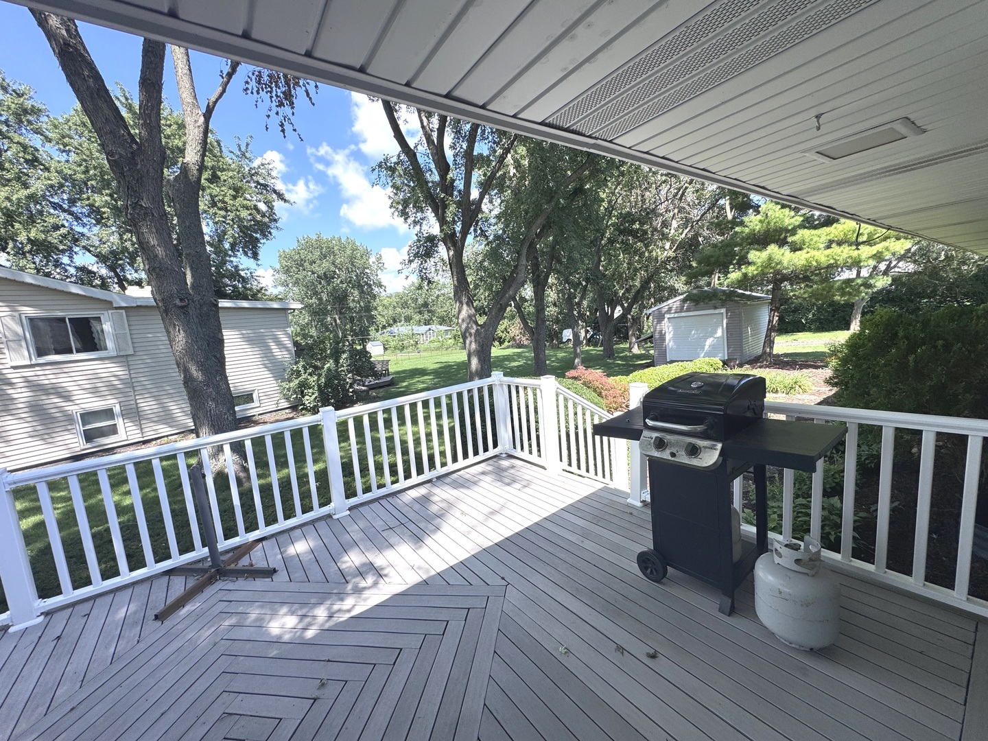 805 Chelsea Street Property Photo 34