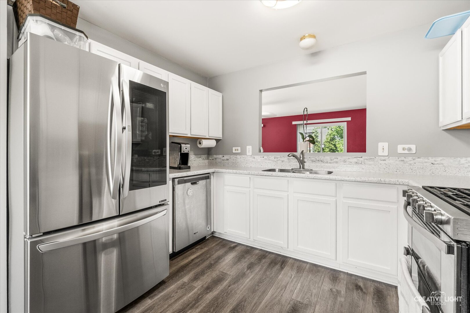 2103 Graystone Drive Property Photo 3