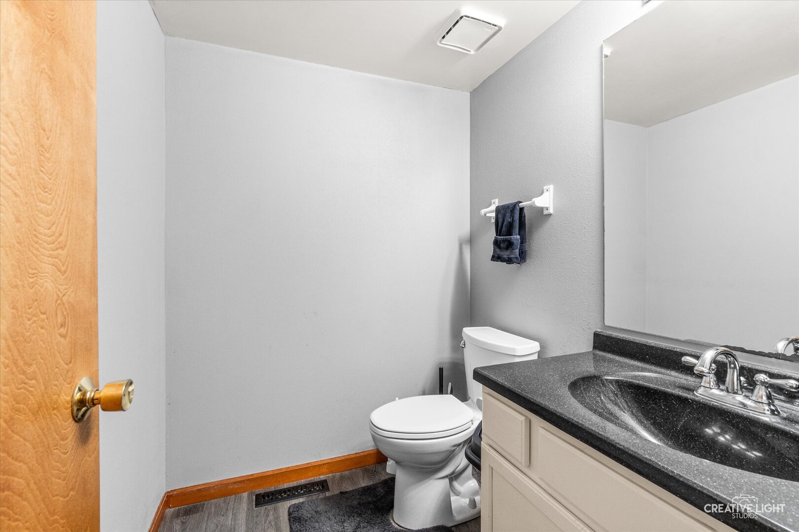 2103 Graystone Drive Property Photo 5