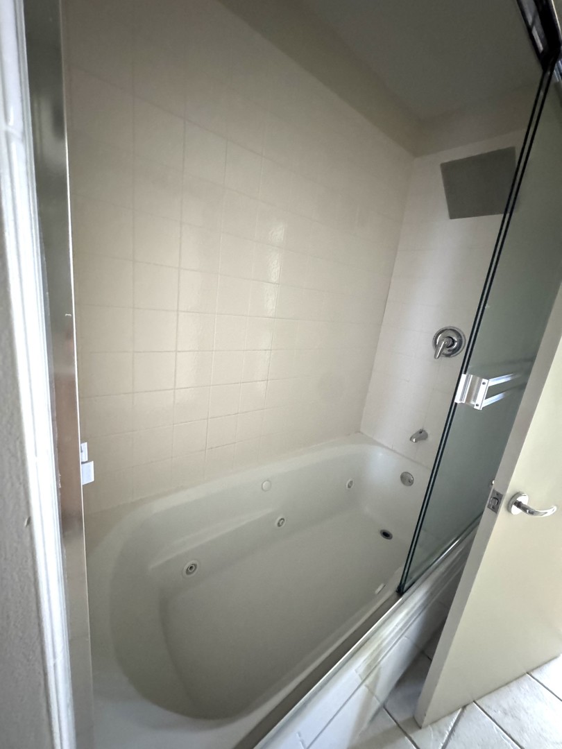 737 W Washington Boulevard 3304 Property Photo 20